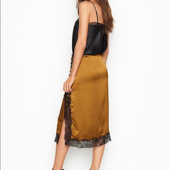 Victoria's Secret Skirts Victoria's Secret Slip Skirt - Picture 3 of 3